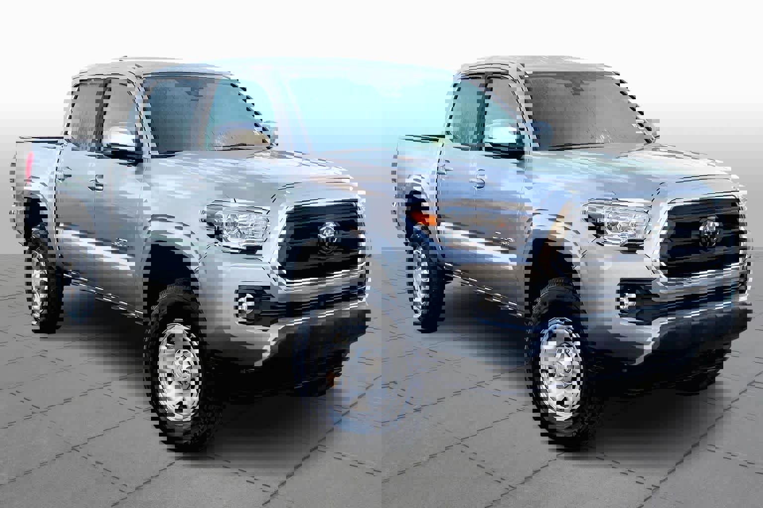 Used 2022 Toyota Tacoma SR5 image 3