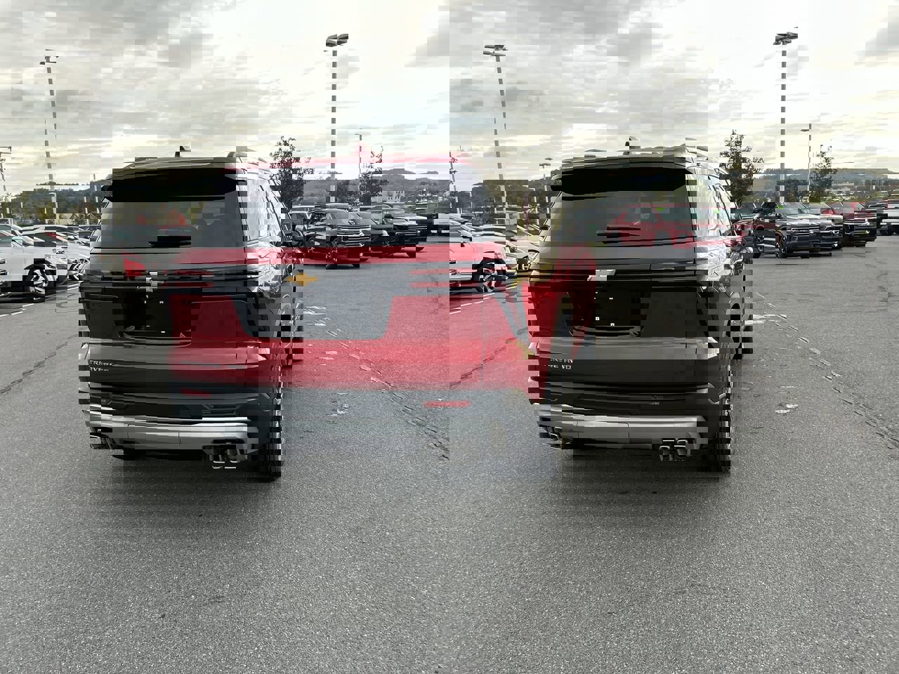 New 2026 Chevrolet Traverse LT w/ Driver Confidence Package image 7