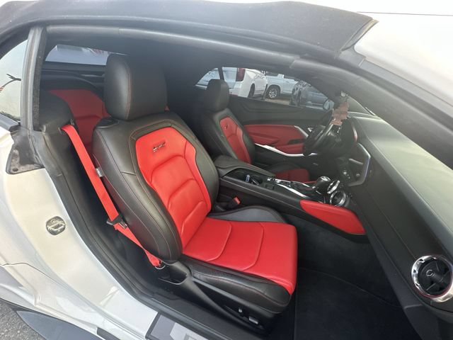 Used 2023 Chevrolet Camaro SS RWD image 13