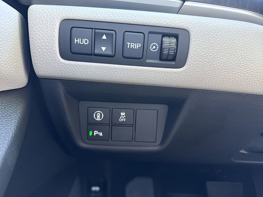 Used 2019 Honda Accord Touring image 21