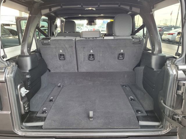 Certified 2025 Jeep Wrangler Unlimited Sahara w/ Safety Group image 19
