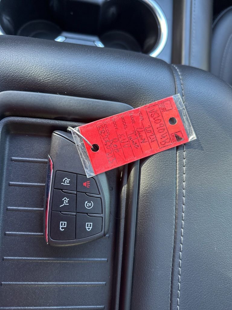 Used 2024 Chevrolet Tahoe Z71 w/ Z71 Off-Road Package image 43