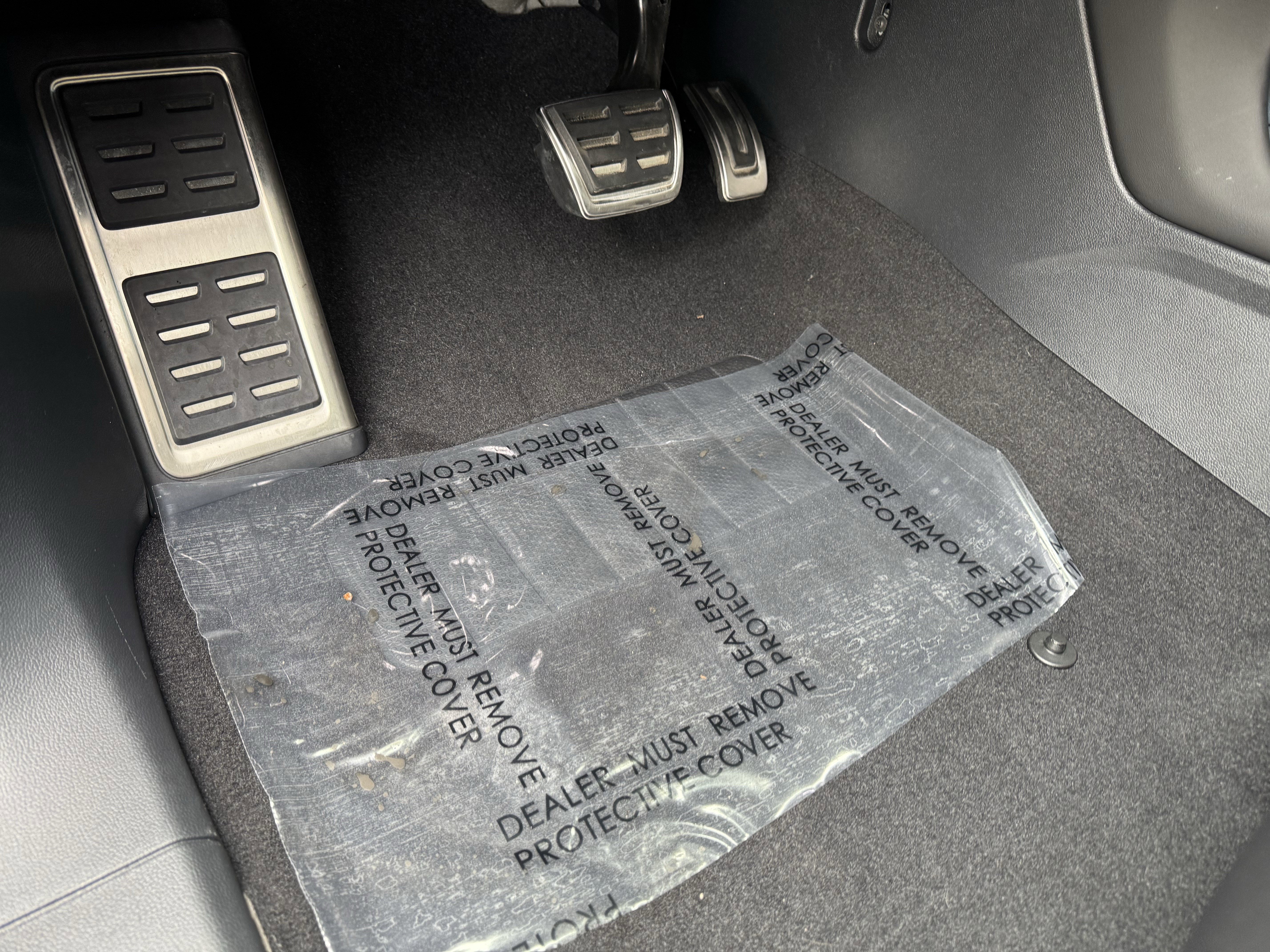 Used 2025 Volkswagen Atlas Peak Edition SE image 19