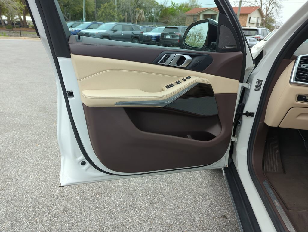 Used 2019 BMW X5 xDrive40i w/ Premium Package 2 image 18