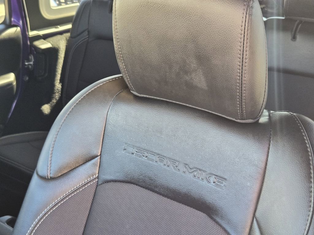 Used 2023 Jeep Wrangler Unlimited Sport image 13