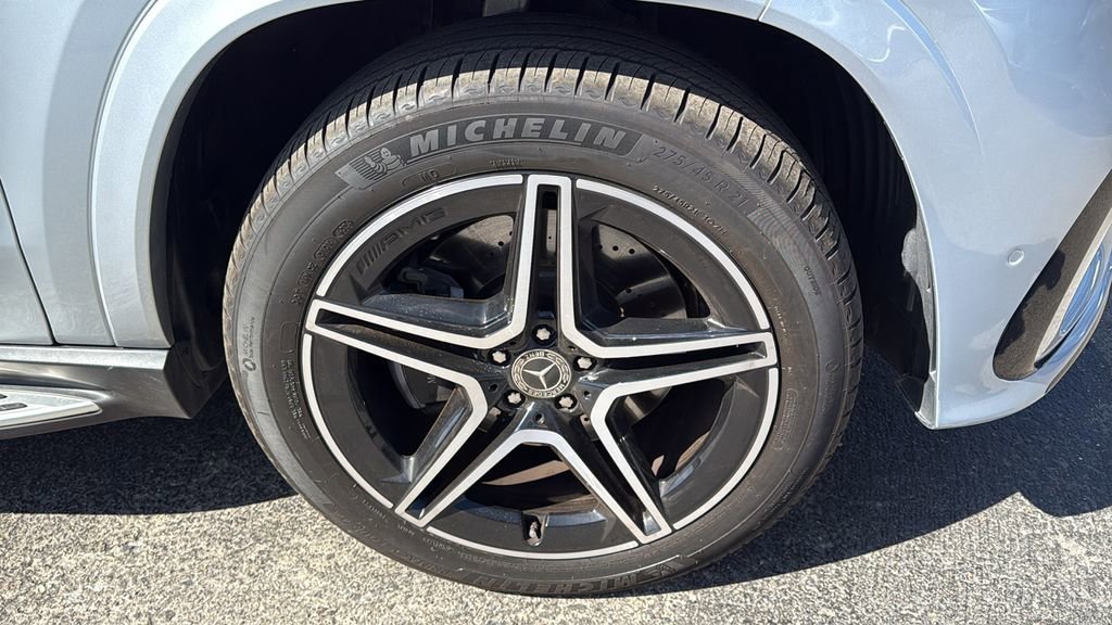 Certified 2025 Mercedes-Benz GLS 450 4MATIC image 9