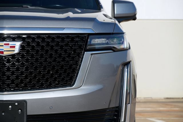 Used 2021 Cadillac Escalade ESV Premium Luxury w/ Performance Package AWD/4WD image 33