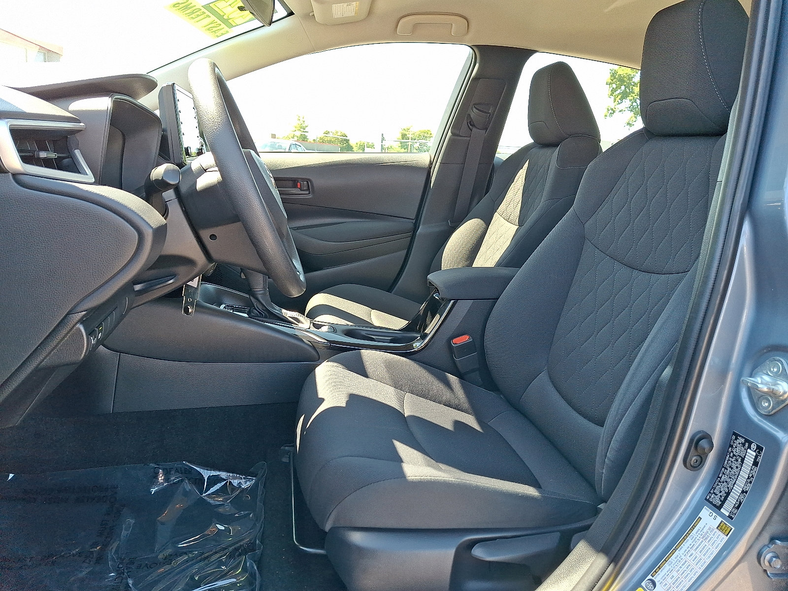 Certified 2022 Toyota Corolla LE image 14