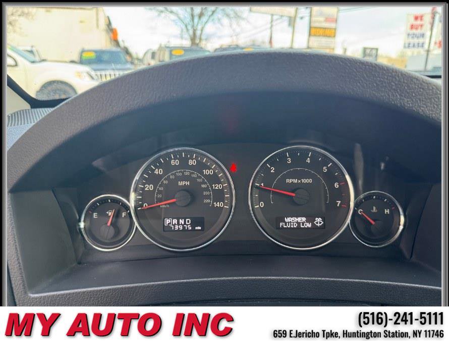 Used 2010 Jeep Grand Cherokee Laredo image 21