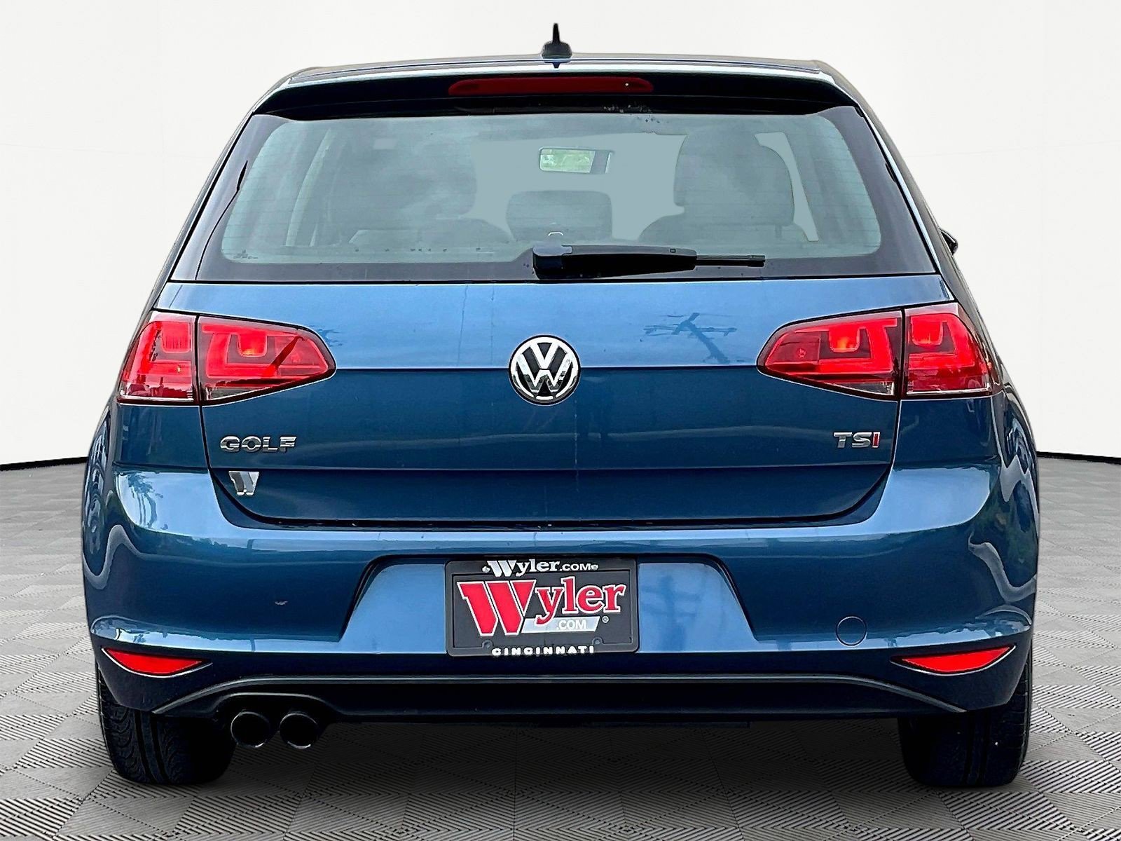 Used 2016 Volkswagen Golf S FWD image 5