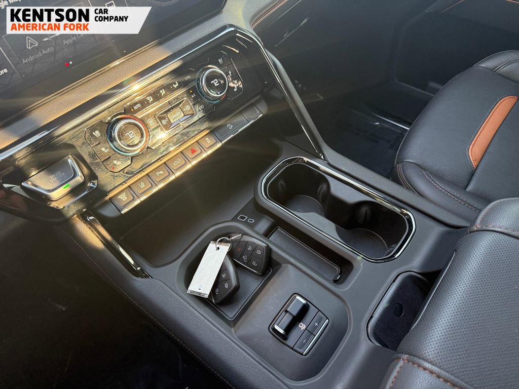 Used 2025 GMC Sierra 2500 AT4 w/ AT4 Premium Plus Package image 26