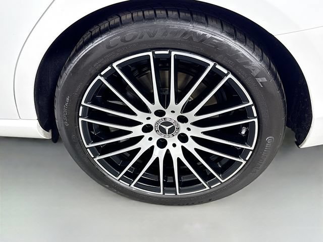 Used 2023 Mercedes-Benz C 300 Sedan image 32