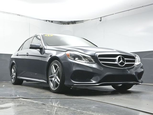 Used 2016 Mercedes-Benz E 350 Sedan image 33