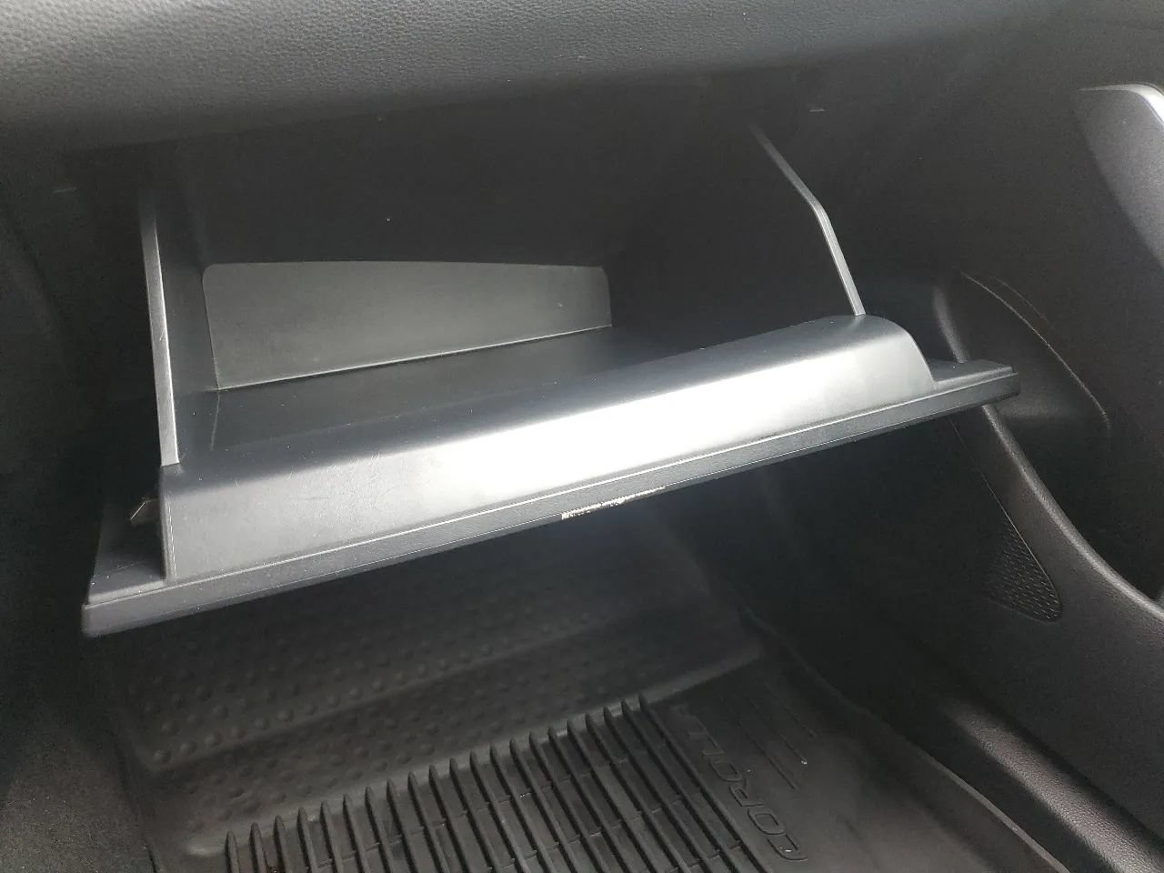 Used 2022 Toyota Corolla SE FWD image 33
