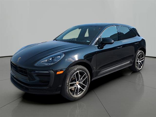 Used 2023 Porsche Macan AWD/4WD image 1