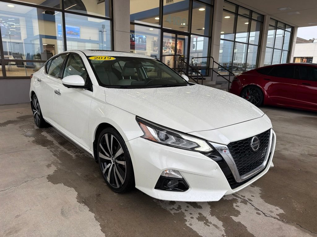 Used 2019 Nissan Altima 2.0 Platinum FWD image 7