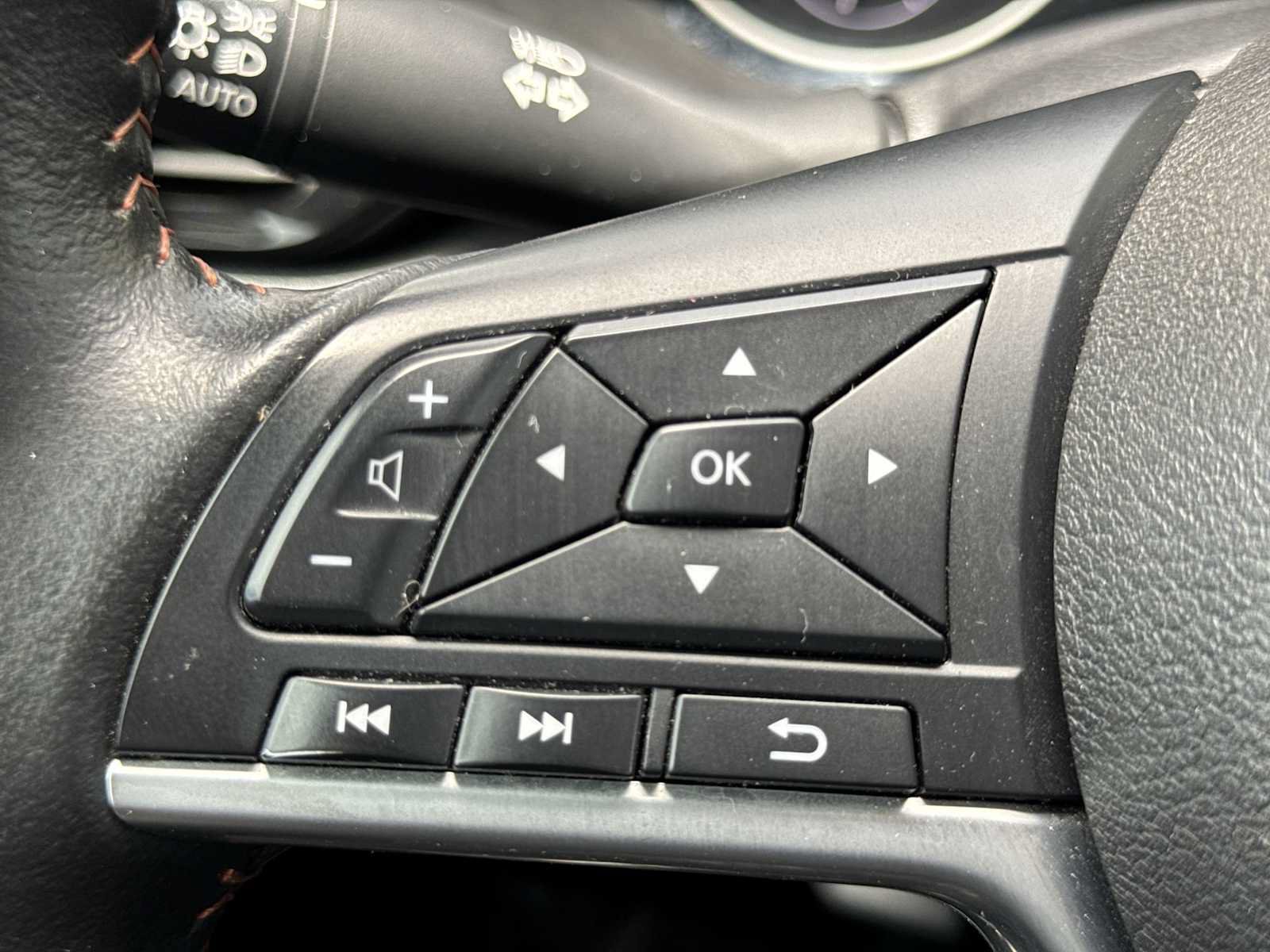 Used 2024 Nissan Sentra SR FWD image 29