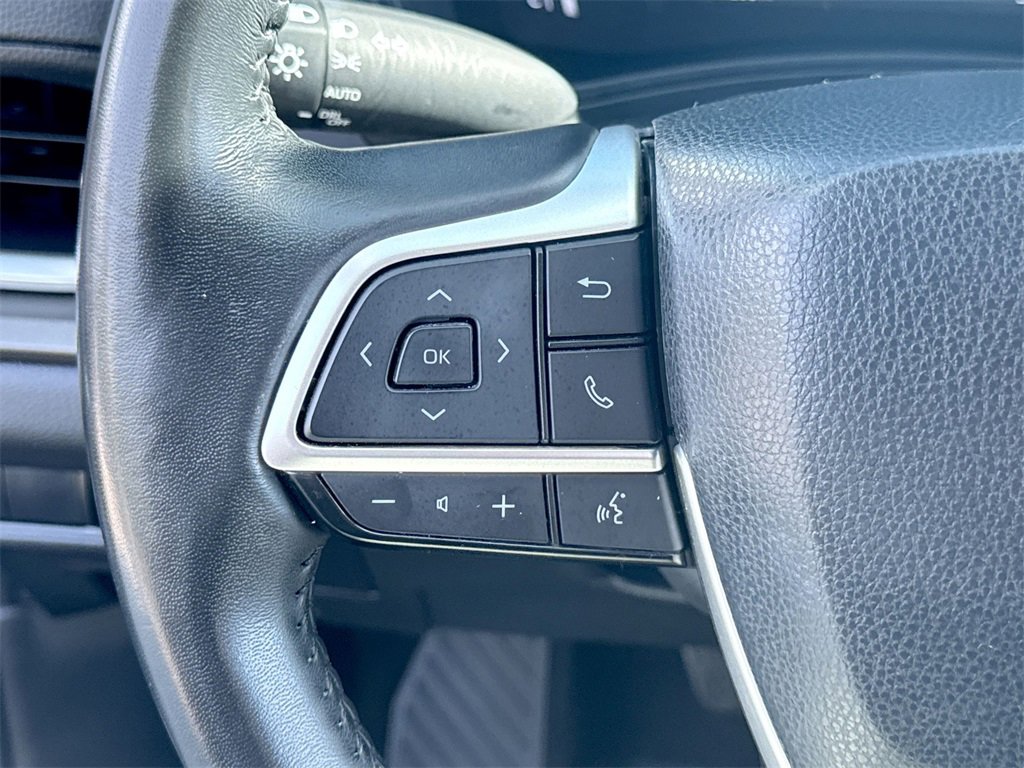 Used 2024 Toyota Grand Highlander XLE image 14