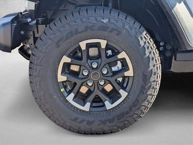 New 2026 Jeep Gladiator Rubicon w/ Steel Power Dome Hood Package image 10