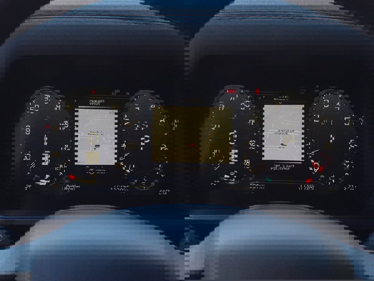 Used 2023 Land Rover Defender 110 75th Limited Edition image 30