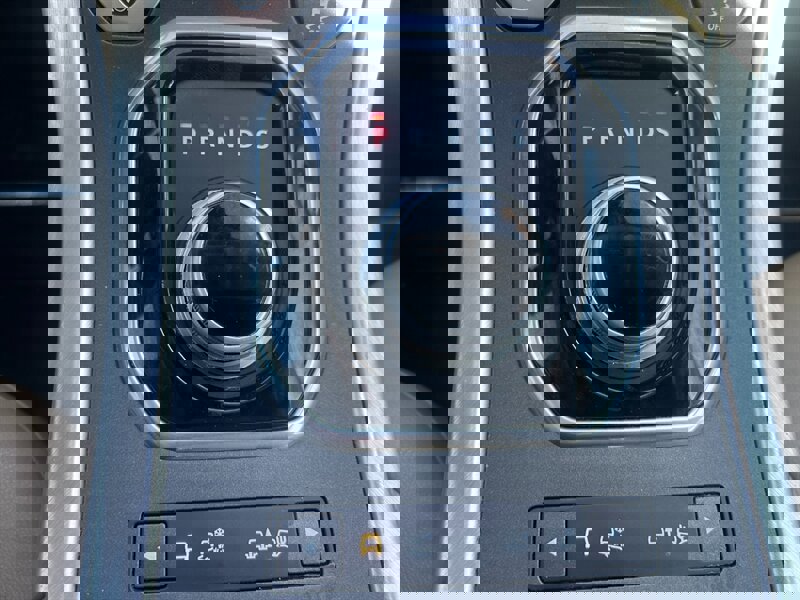 Used 2015 Land Rover Range Rover Evoque Pure Plus image 15