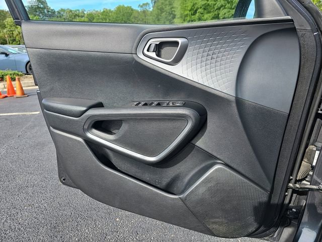 Used 2021 Kia Soul S image 30