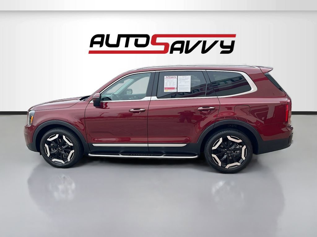 Used 2024 Kia Telluride S w/ S Sunroof Package image 4