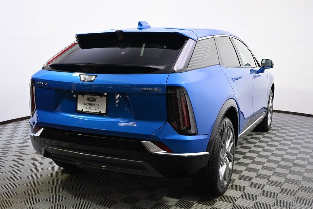 New 2025 Cadillac Optiq Luxury 1 w/ LPO, Floor Liner Package image 6