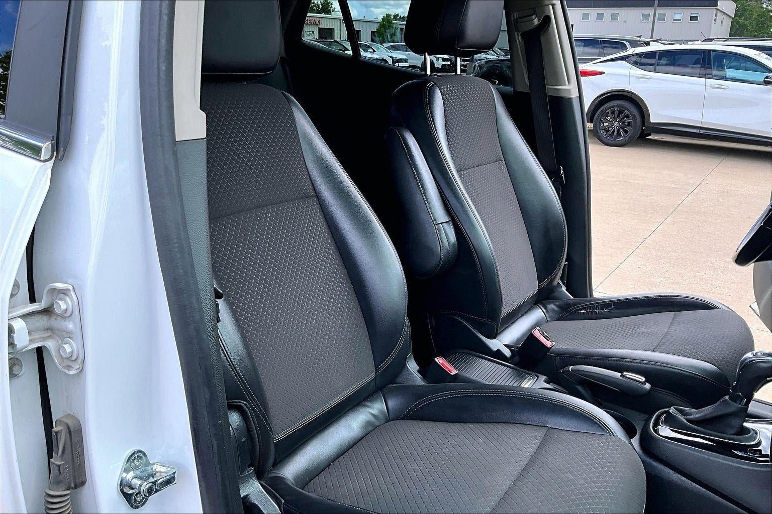 Used 2019 Buick Encore Preferred FWD image 30