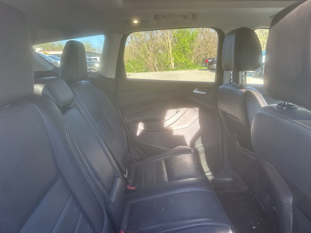 Used 2015 Ford Escape Titanium w/ Equipment Group 301A AWD/4WD image 11