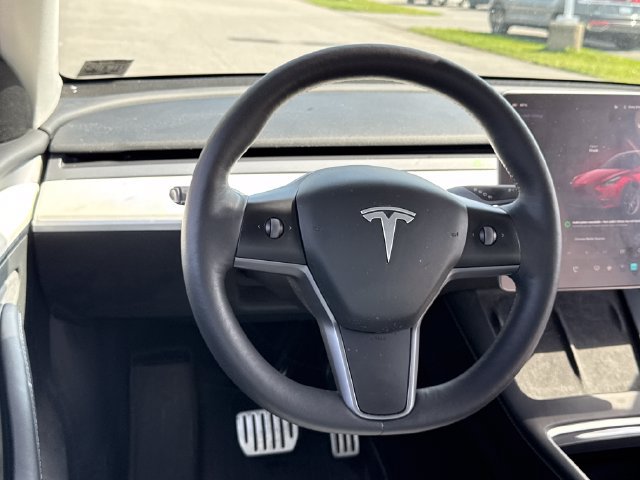 Used 2024 Tesla Model Y Performance AWD/4WD image 20