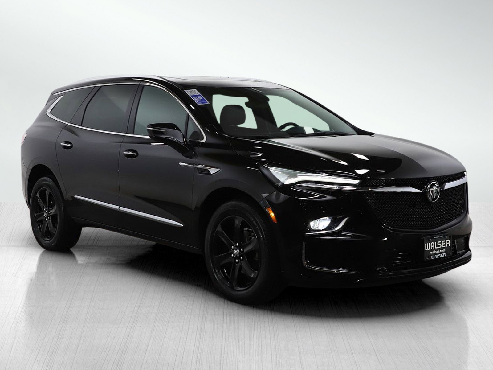 Used 2023 Buick Enclave Essence w/ Experience Buick Package image 7