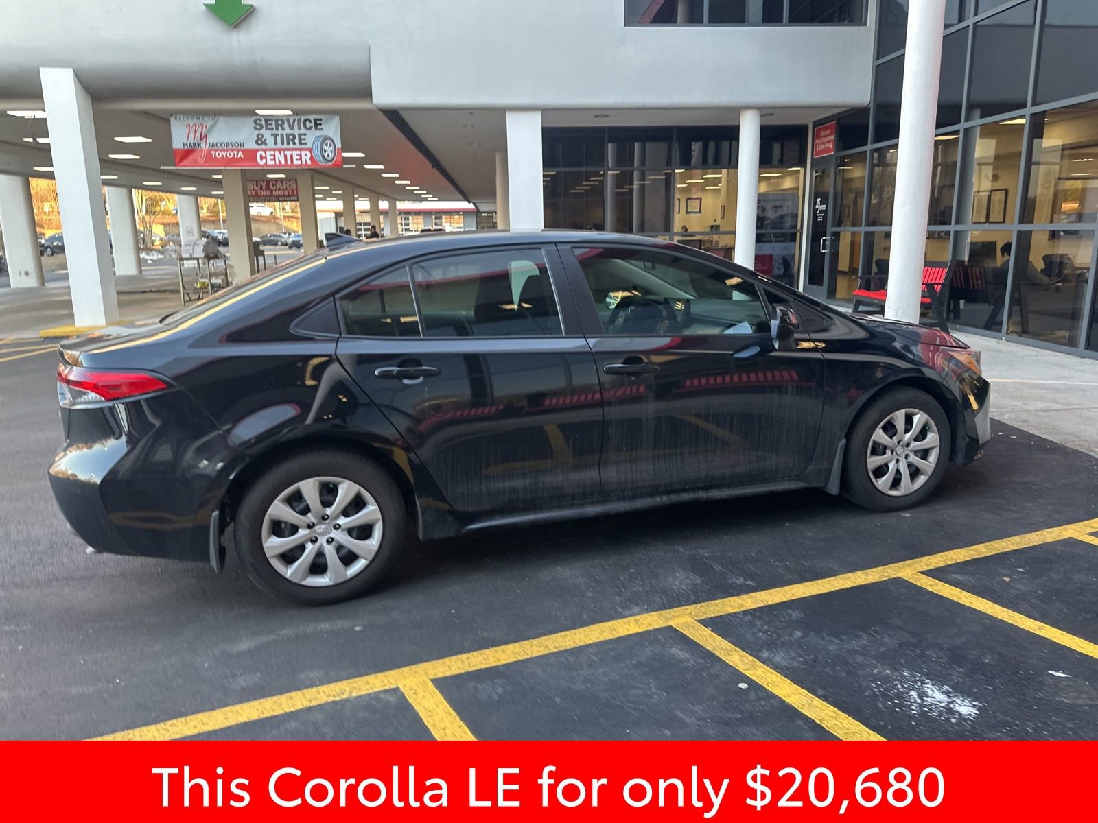 Used 2025 Toyota Corolla LE image 9