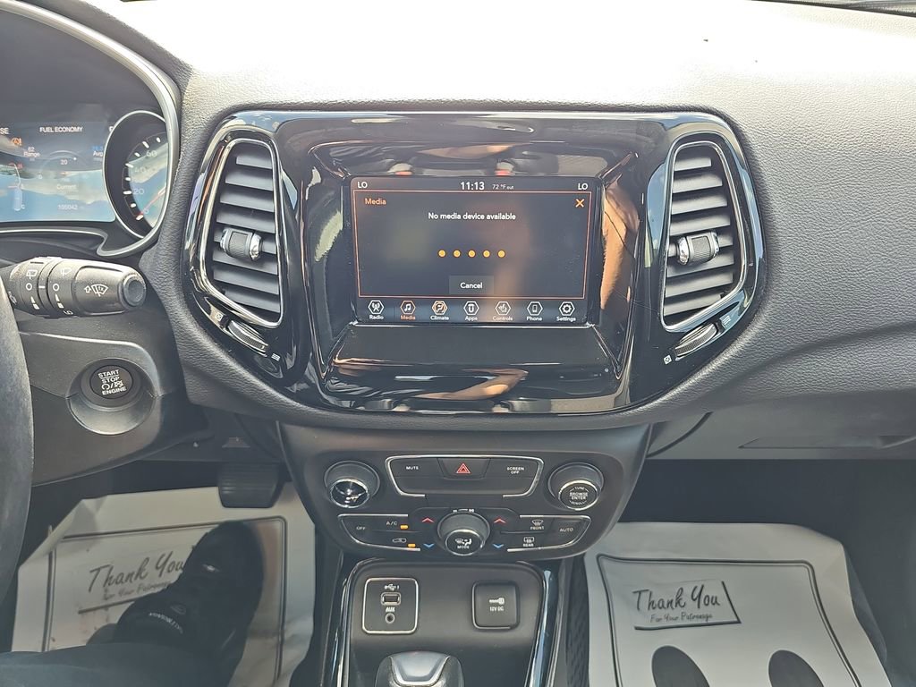 Used 2021 Jeep Compass Latitude image 23