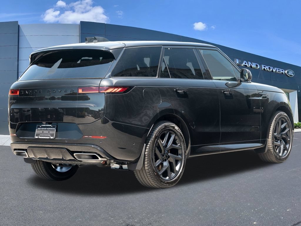 New 2026 Land Rover Range Rover Sport Dynamic SE AWD/4WD image 4