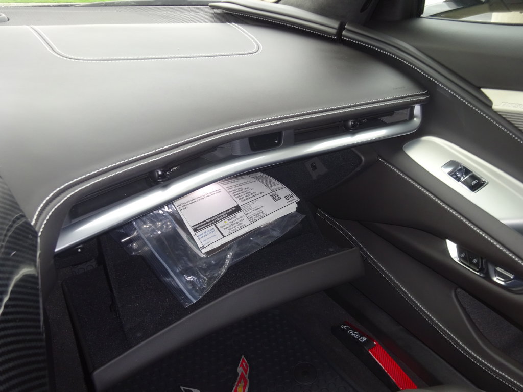 Used 2025 Chevrolet Corvette Z06 RWD image 21
