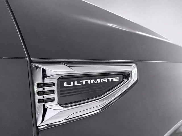 Used 2025 GMC Yukon Denali Ultimate AWD/4WD image 11