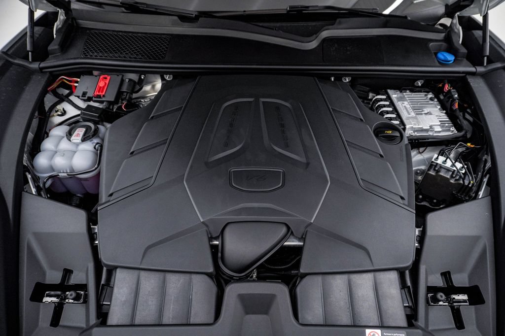 New 2026 Porsche Cayenne AWD/4WD image 29