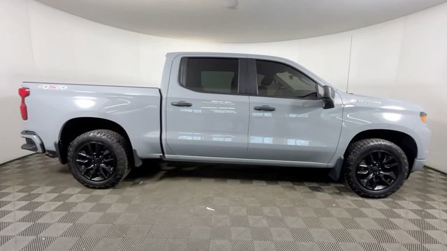 Used 2024 Chevrolet Silverado 1500 Custom AWD/4WD image 3