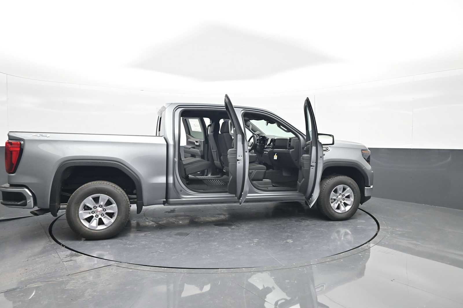 New 2026 GMC Sierra 1500 SLE w/ Preferred Package image 43