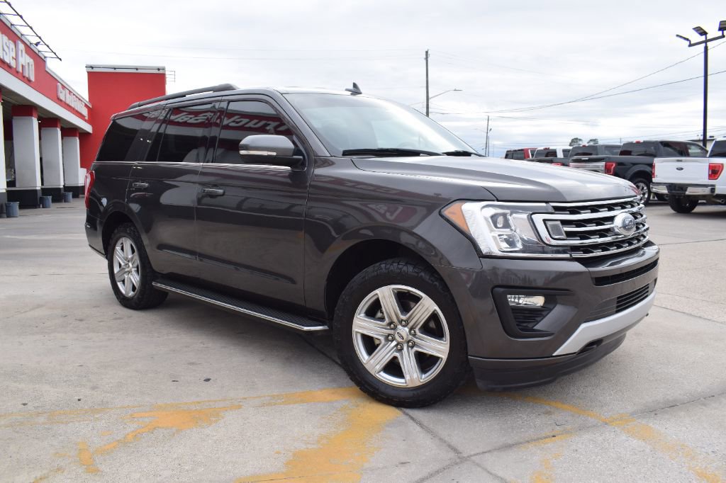 Used 2018 Ford Expedition XLT w/ Equipment Group 202A image 6
