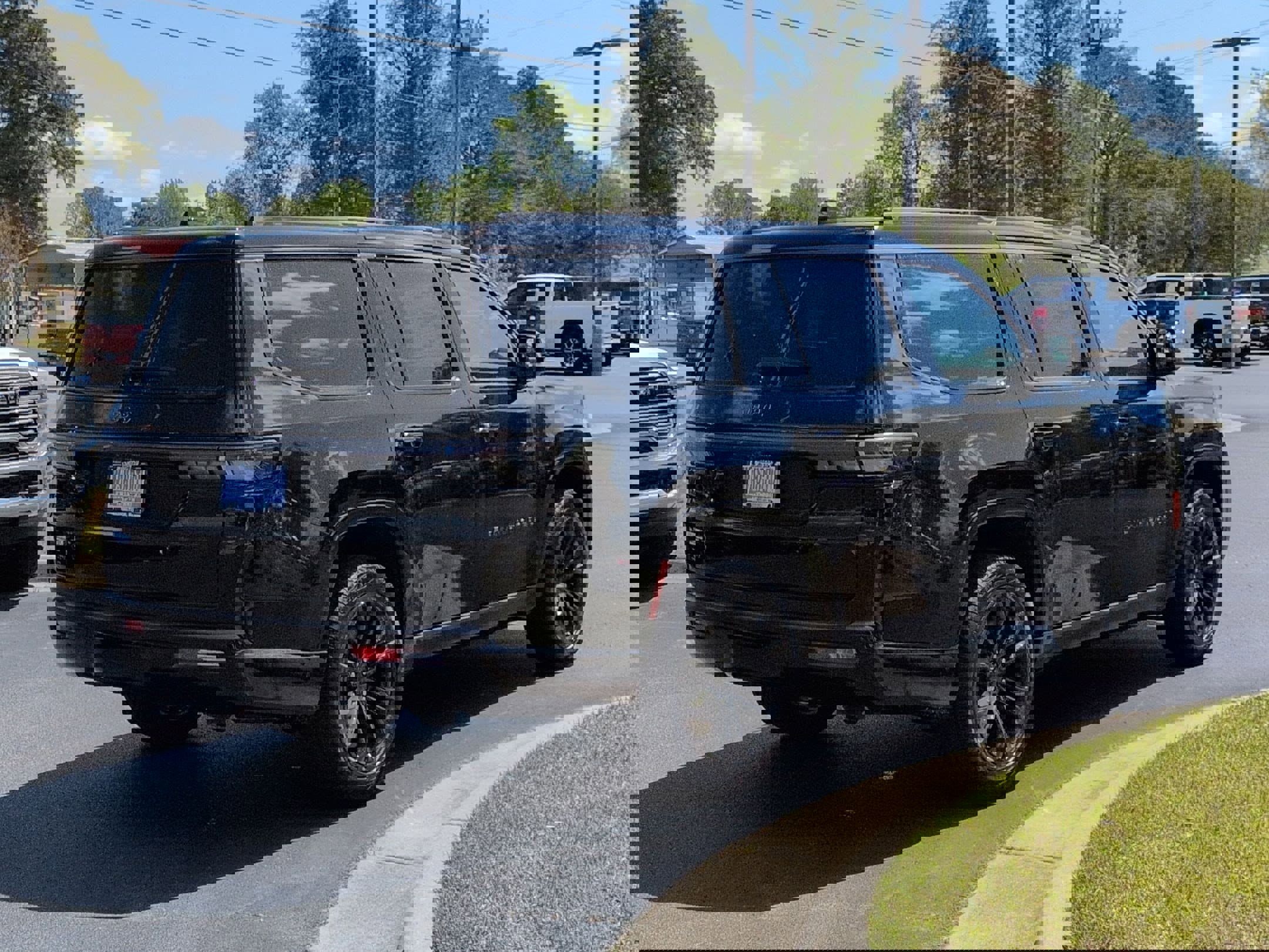 New 2026 Jeep Grand Wagoneer Summit w/ Premium Group III image 5