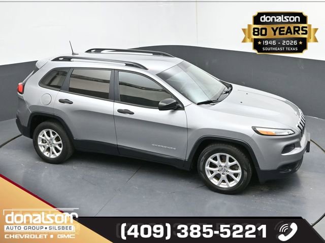 Used 2016 Jeep Cherokee Sport image 18
