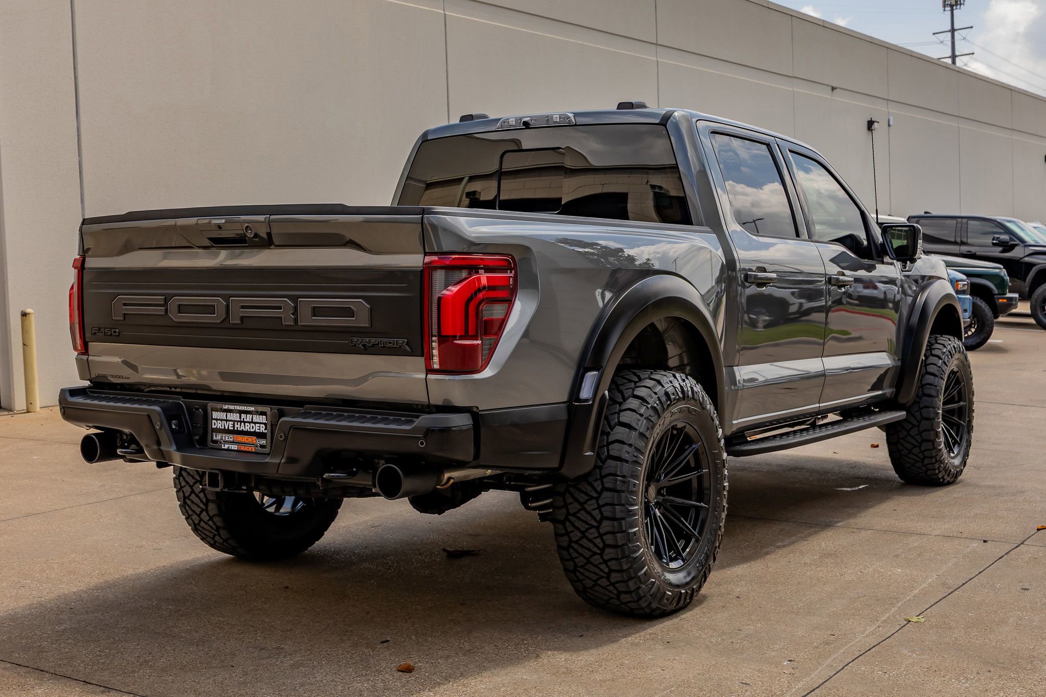 Used 2025 Ford F150 Raptor AWD/4WD image 10