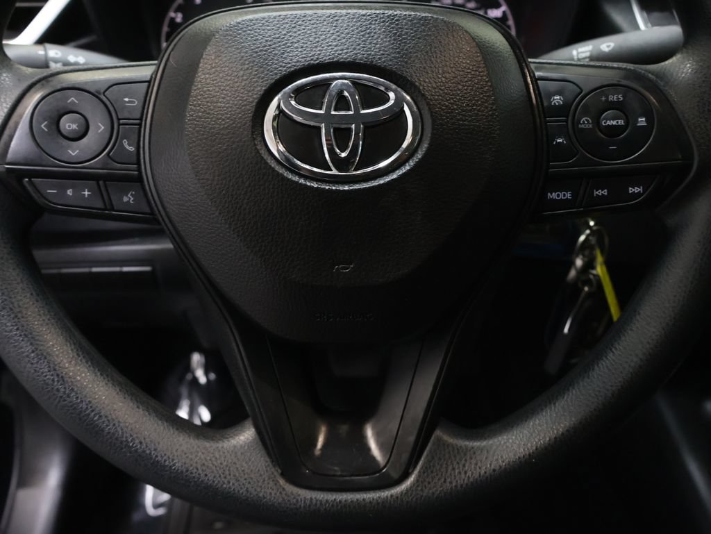Used 2024 Toyota Corolla LE FWD image 19