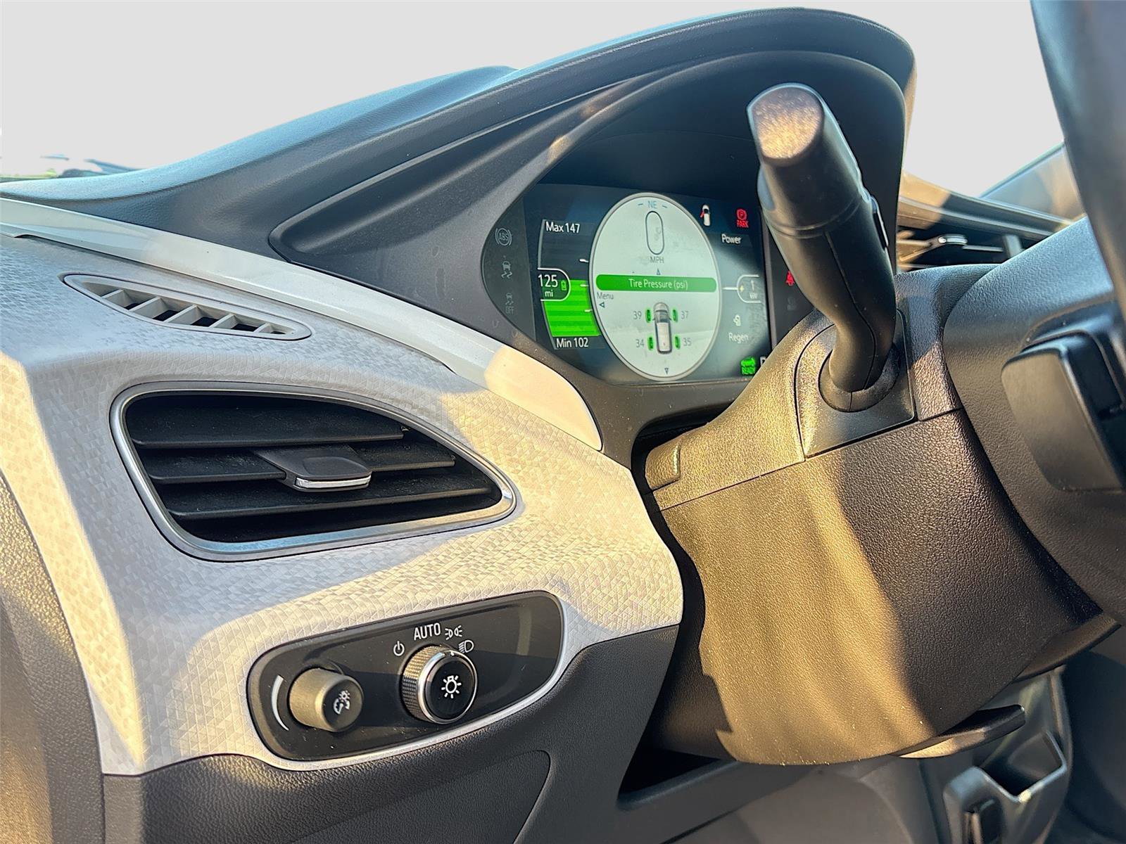 Used 2019 Chevrolet Bolt LT image 11