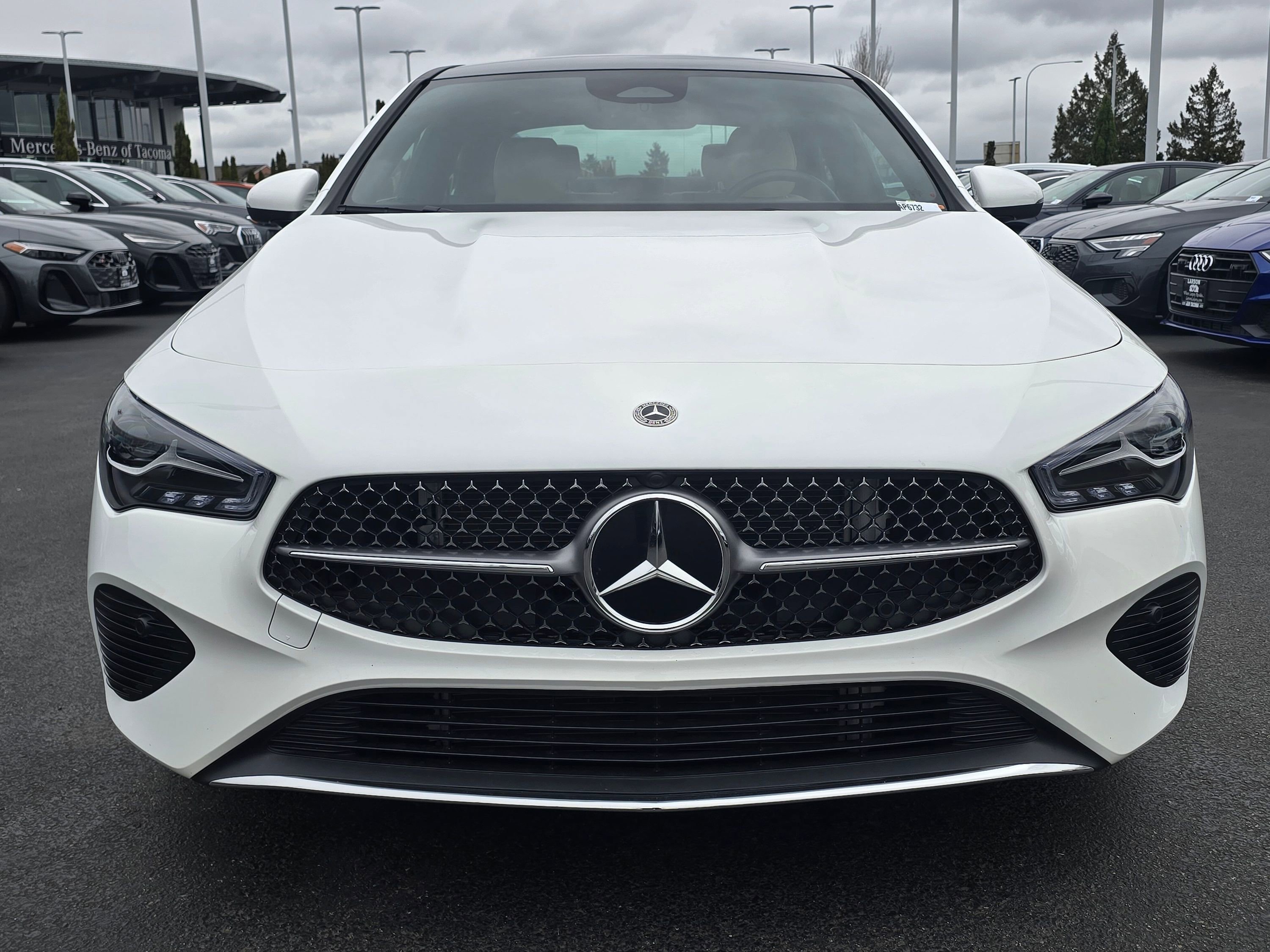 Used 2025 Mercedes-Benz CLA 250 4MATIC image 9