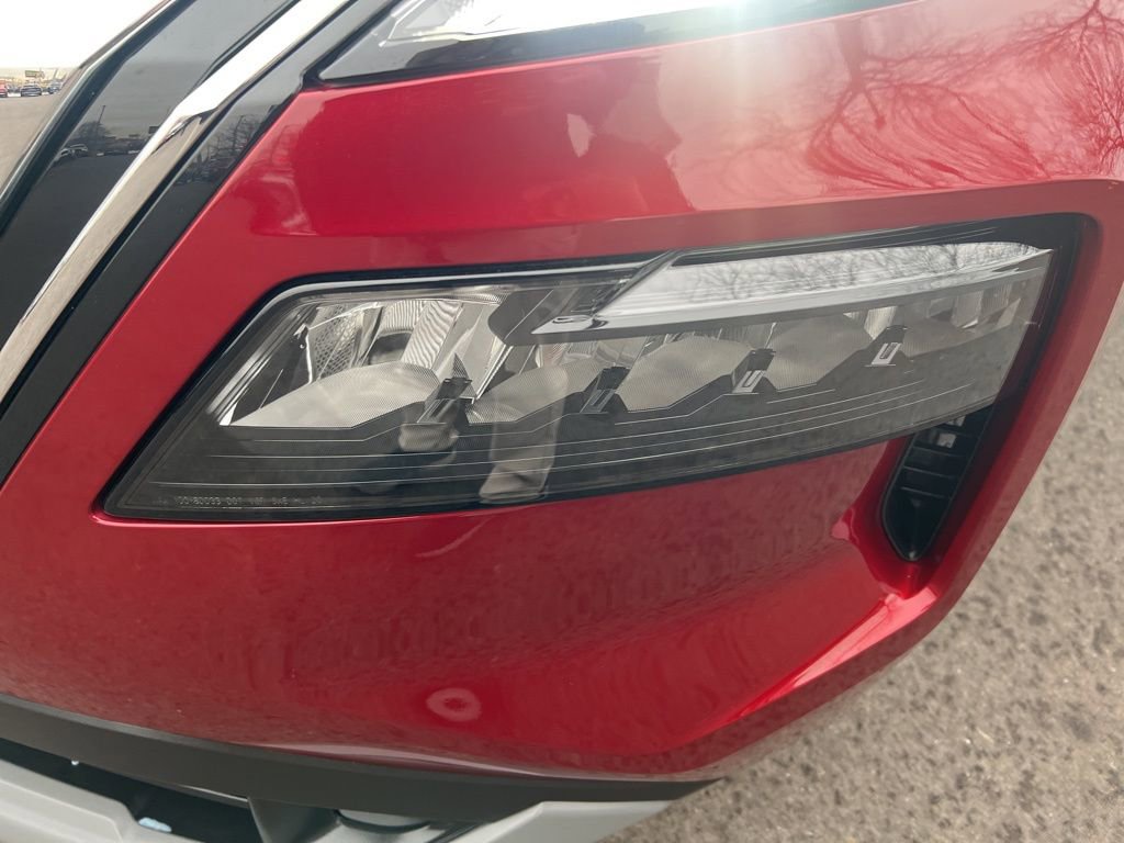 Certified 2023 Nissan Rogue S image 30