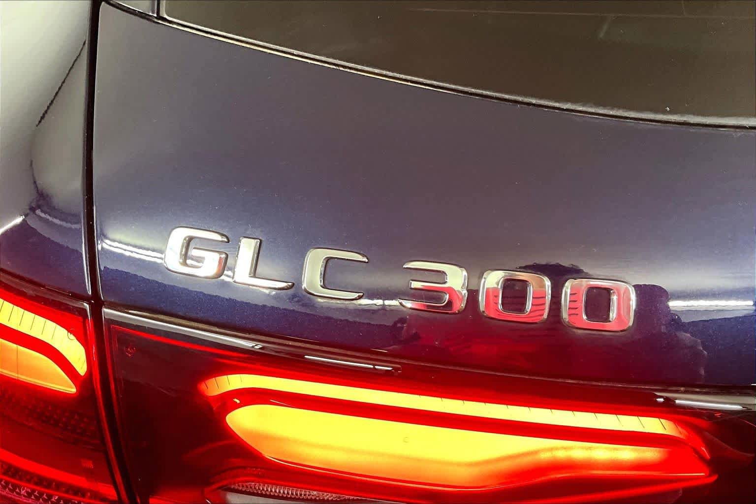 Used 2023 Mercedes-Benz GLC 300 4MATIC image 10