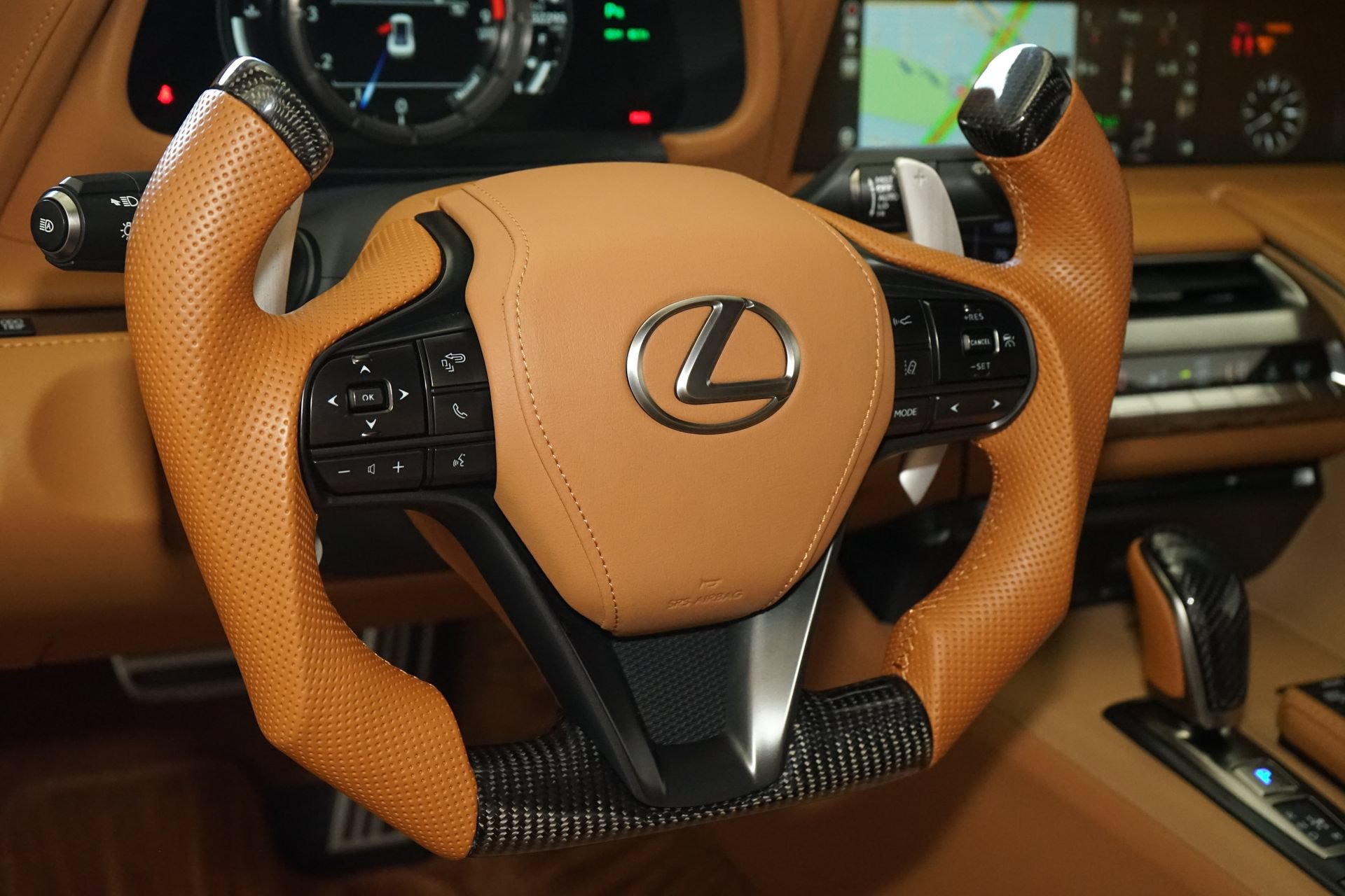 Used 2018 Lexus LC 500 Coupe w/ Performance Package RWD image 19